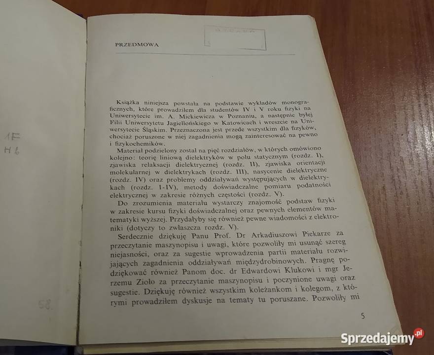 Fizyka dielektryków August Chełkowski 1972