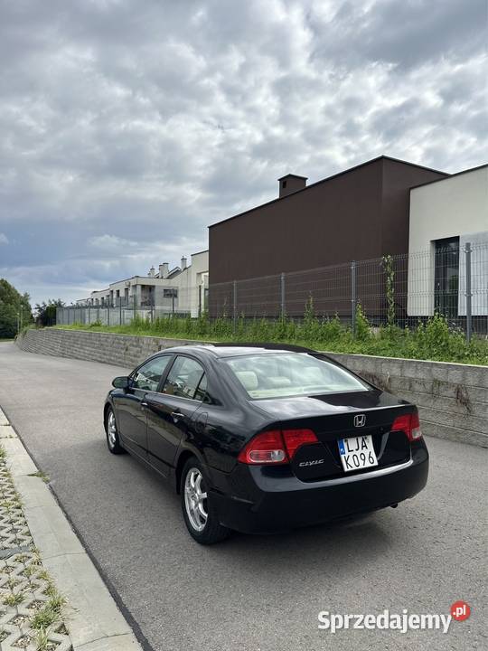 Sprzedam Honda Civic 8 z USA automat 236000km Rzeszów