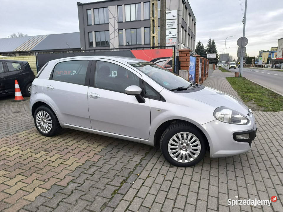 Fiat Punto Evo 12i 16V 70 Klimatyzacja Webasto centralny zamek Łuków