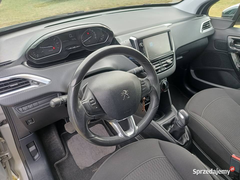 Peugeot 208 12 benzyna 208 Podkonice Miejskie