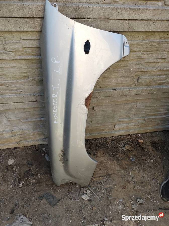 SUBARU FORESTER I błotnik lewy przód osobowe Kielce sprzedam