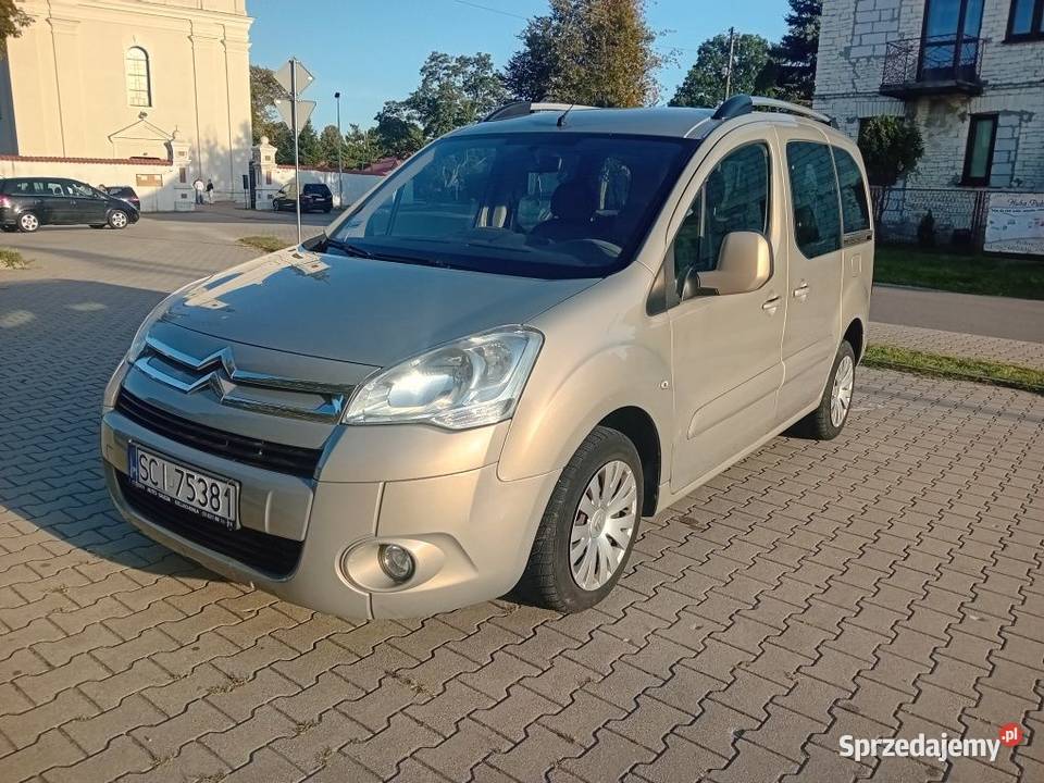 Berlingo multispace 16 hdi 90 mały przebieg nieuszkodzony Berlingo lubelskie Świdnik