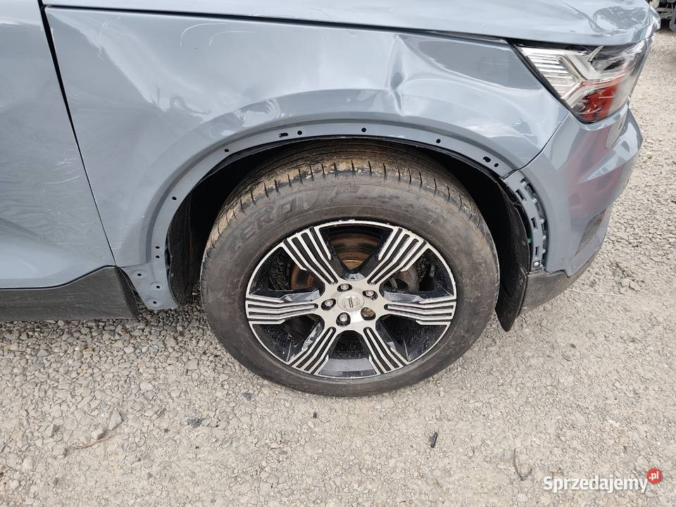 Volvo XC 40 Kostarowce