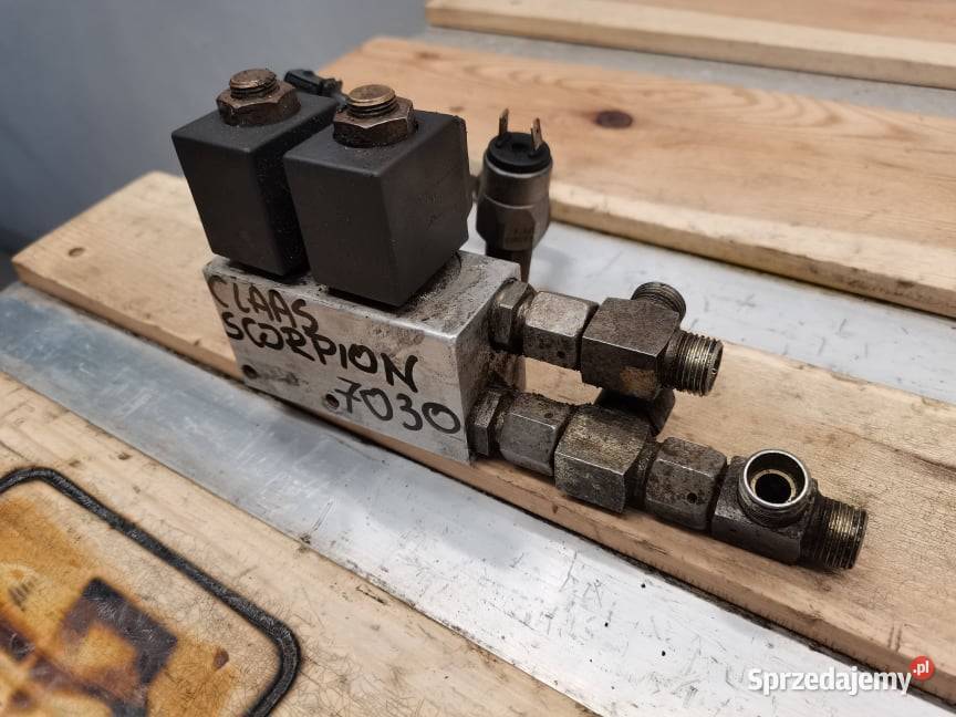 Blok zaworowy Claas Scorpion 79204P1206 wielkopolskie Wilkowo