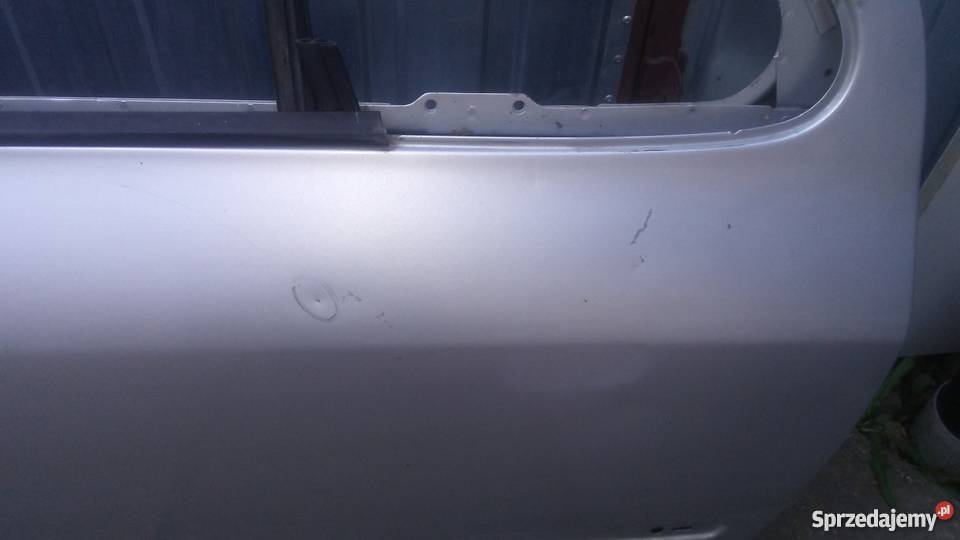 drzwi przód prawe Peugeot 307 5D HB Piotrków Trybunalski
