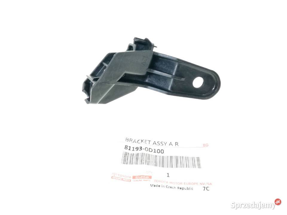 TOYOTA Yaris Uchwyt reflektora prawy przod Kąty Wrocławskie sprzedam