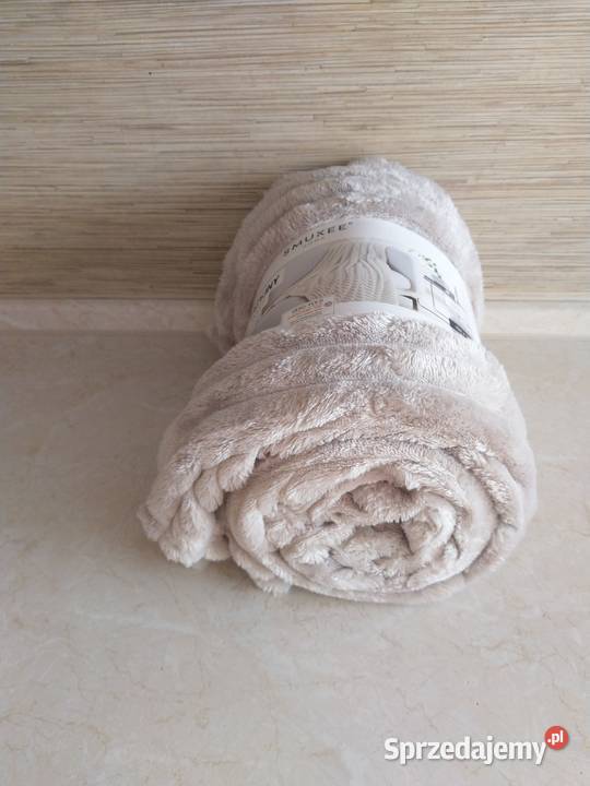 NOWY Koc dekoracyjny kocyk narzuta 150 x 180