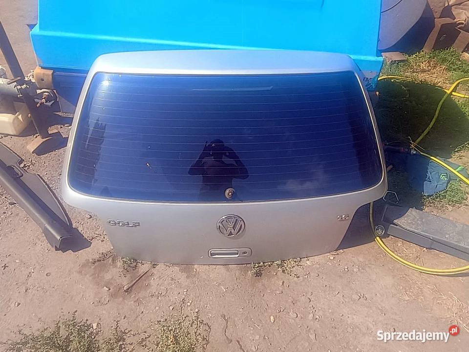 Klapa tylna bagażnika VW Golf 4 IV srebrna DO Tychy