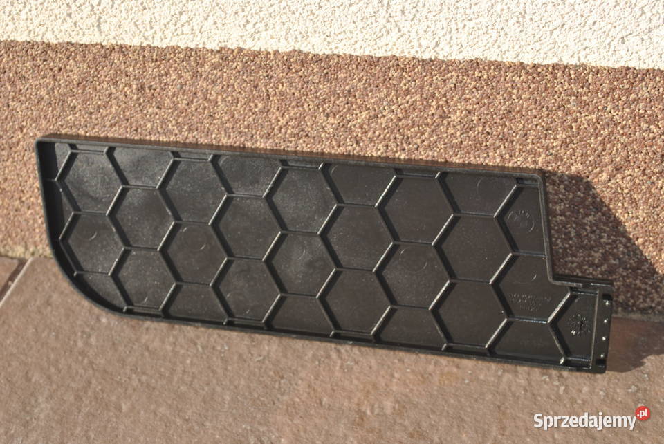 Płyty oddzielające wgłębienie bagażnika BMW Wyposażenie wnętrza Poręba