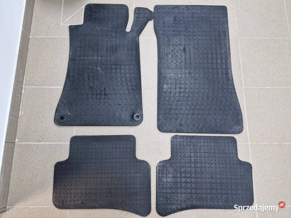 Mercedes 203 Dywaniki gumowe Gdańsk sprzedam