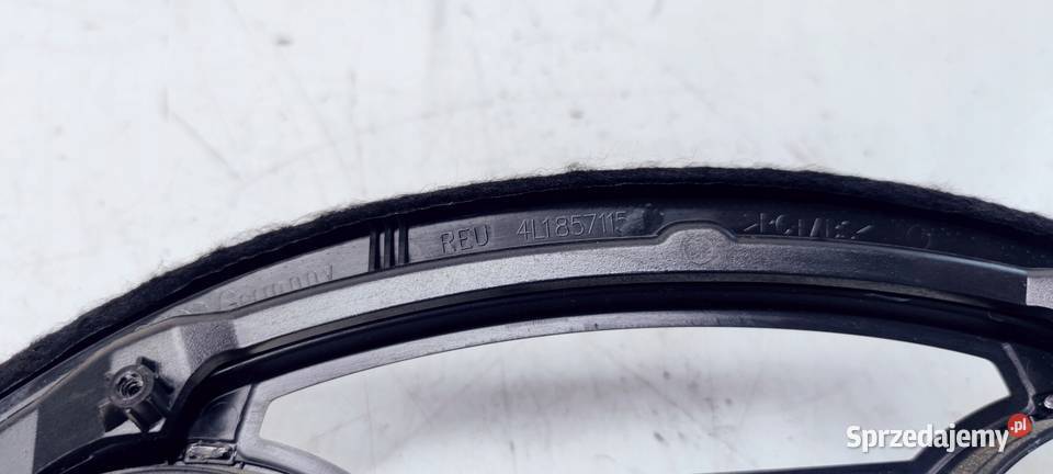 RAMKA OBUDOWA LICZNIKA AUDI Q7 4L1857115 153 X śląskie Przystajń