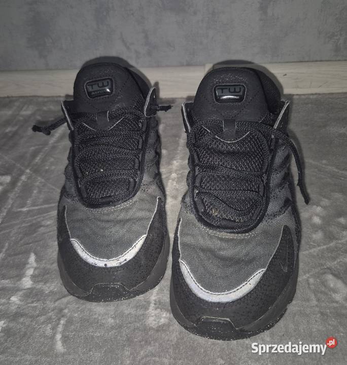 Buty chłopiec Nike Air TW 40 łódzkie