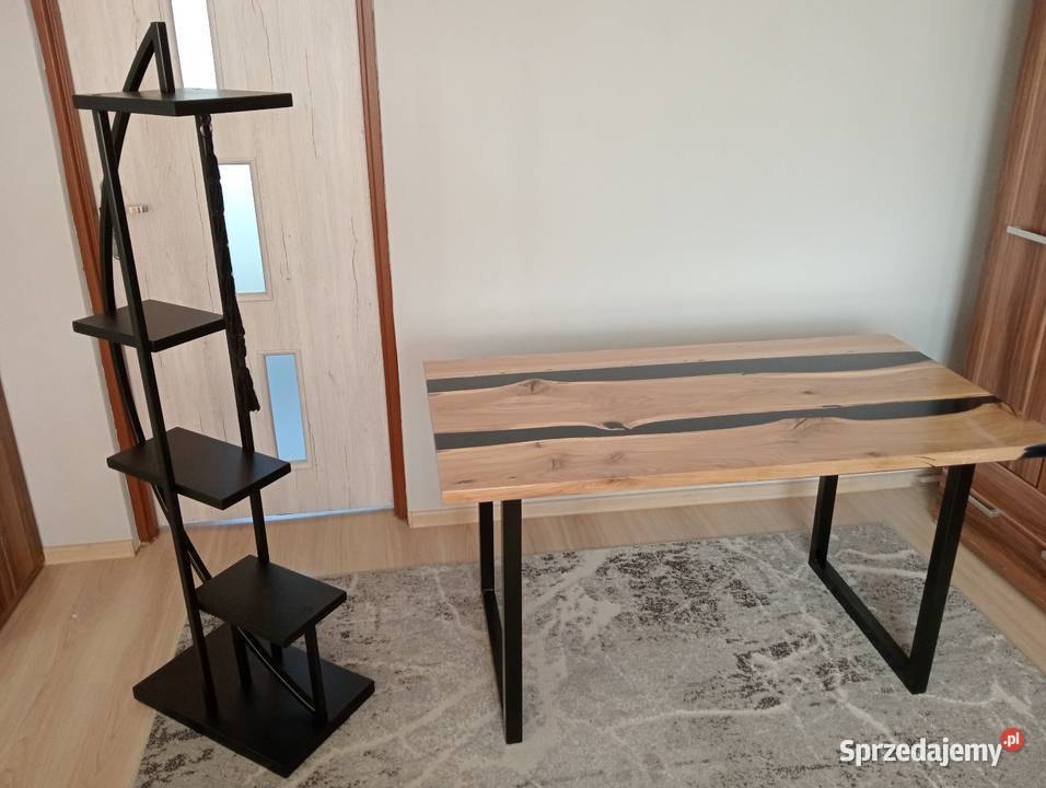 Zestaw stół i kwietnik Annopol