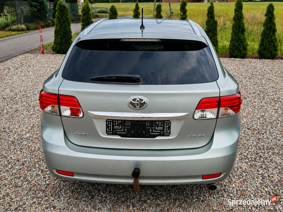 Toyota Avensis III 2009 152KM Avensis Sadlno