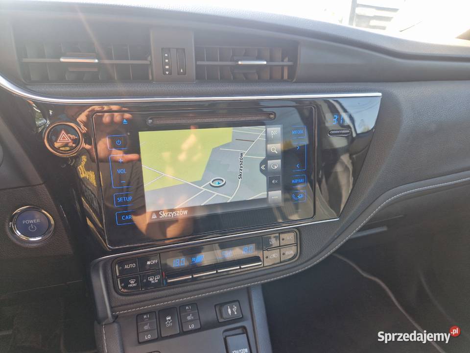Toyota Auris II 2018r Full Wersja 18Hybrid Tarnów