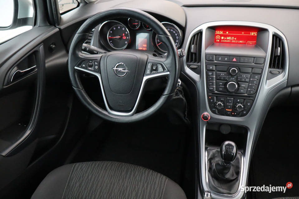 Opel Astra 14 T manualna Zabrze