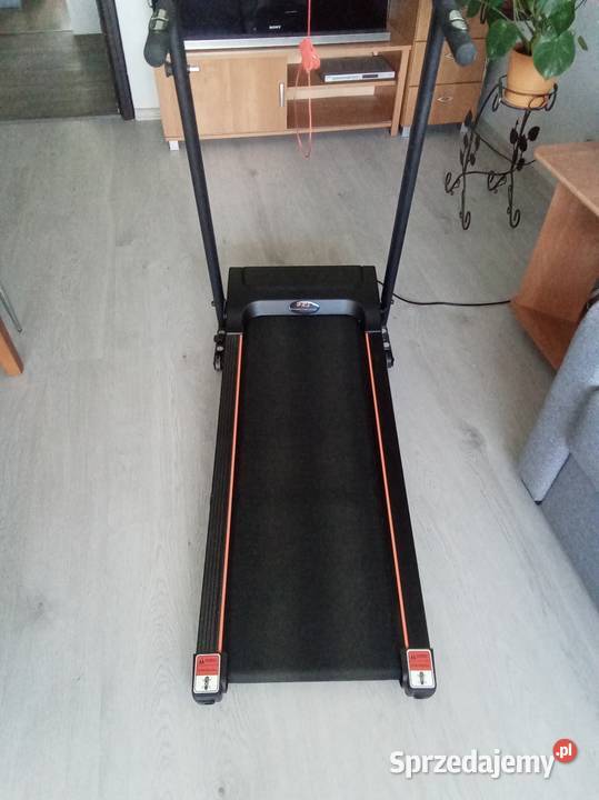 Bieżnia treningowa HRS model t150 Sprzęt do ćwiczeń łódzkie sprzedam