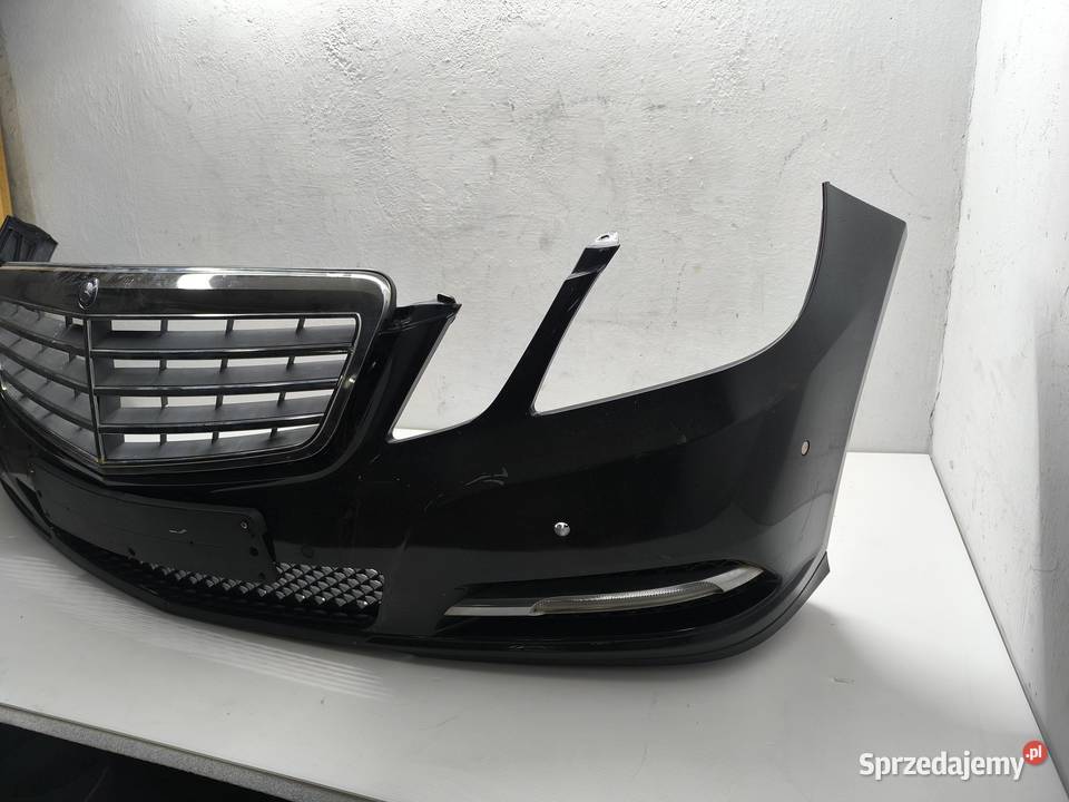 ZDERZAK PRZÓD PRZEDNI MERCEDES EKLASA W212 22 osobowe