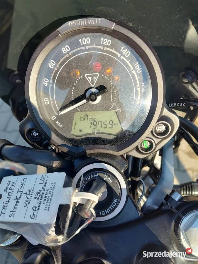 Triumph street twin 900 a2