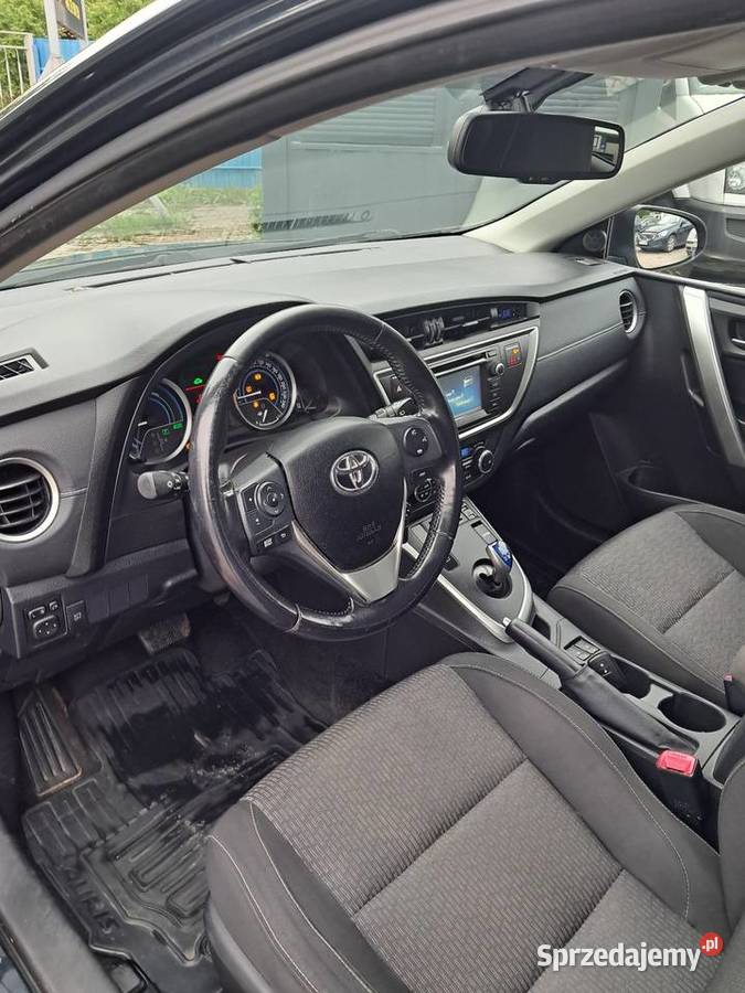Toyota Auris Hybrid 2014
