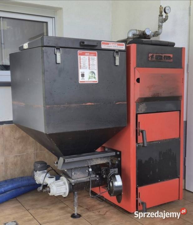 Piec na eko groszek METALFACH 38kW z podajnikiem Zrębice