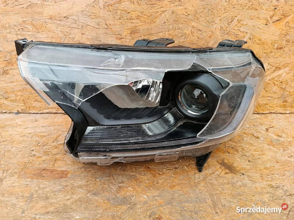 LAMPA LEWY PRZÓD REFLEKTOR EU AA6557901HQ FORD Nowy Tomyśl