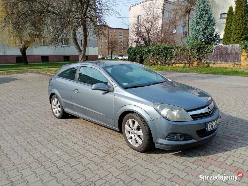 Opel Astra GTC