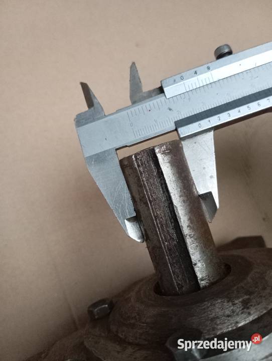 Wałek z łożyskami Lublin