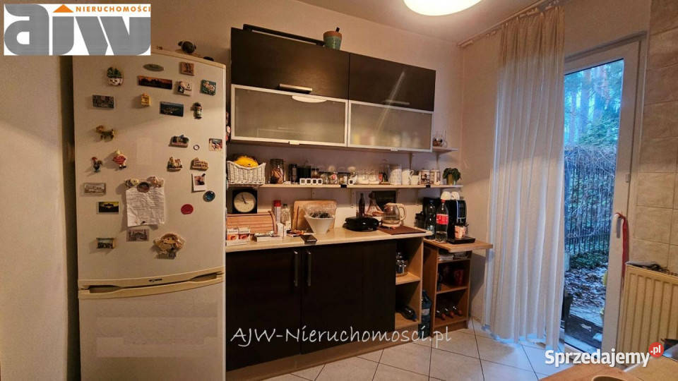 sprzedaży domu wolnostojącego 100m2 Laski