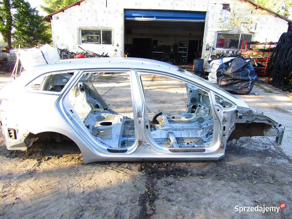 PRÓG SŁUPEK PRAWY BOK KC KOMBI KIA CEED II LIFT Motoryzacja