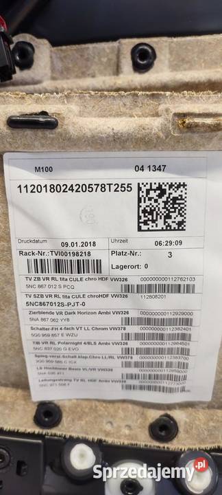 VW TIGUAN II BOCZEK DRZWI PRAWY PRZÓD RHD ANGLIK Tapicerki samochodowe