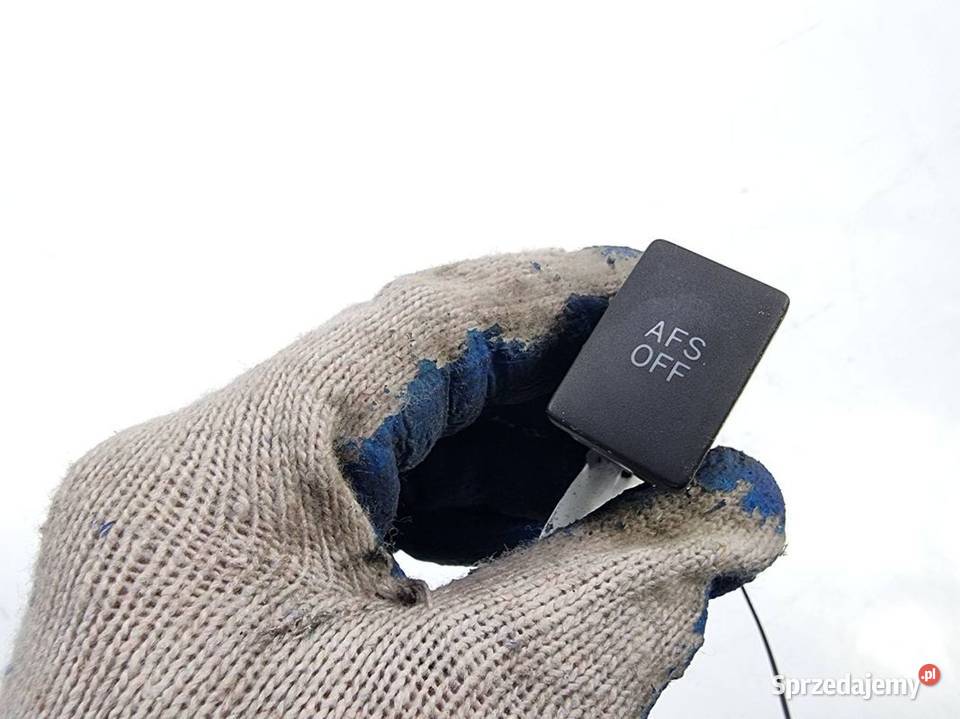 PRZYCISK TOYOTA AURIS II 15B424 Lipno