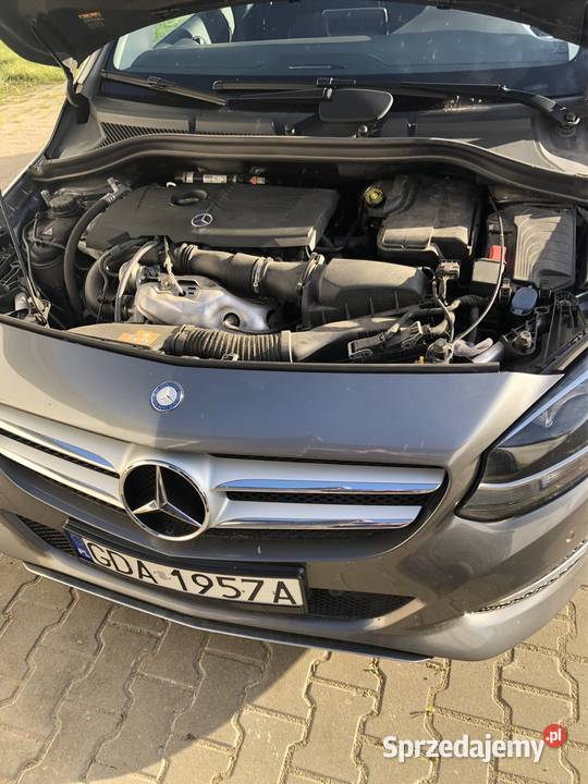 Mercedes B 180 benzyna turbo antracit metalic elektryczne lusterka