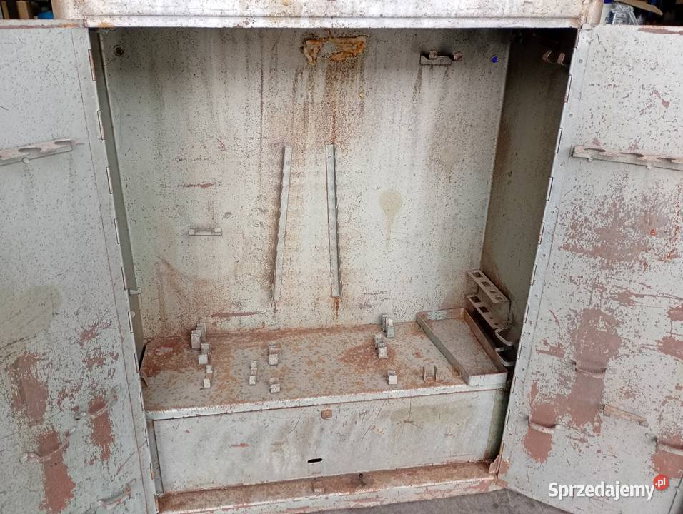 Szafka wisząca na narzędzia styl PRL Kętrzyn