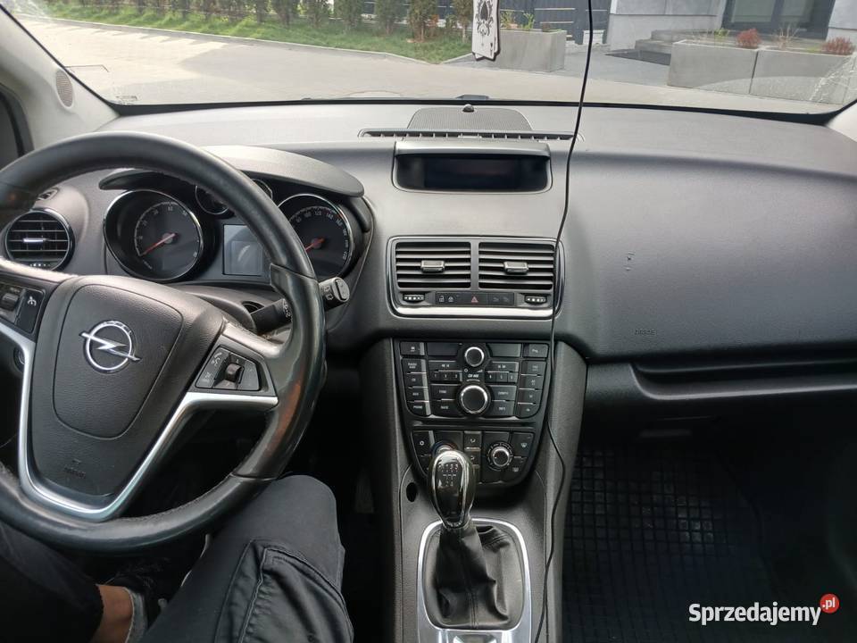 Opel Meriva 2012 14 120 światła do jazdy dziennej Góra Kalwaria