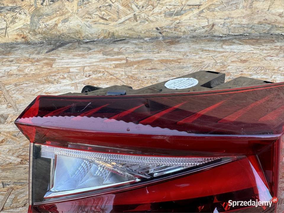 Lampa tył prawa rh skoda enyaq 5LA945208A Sieraków