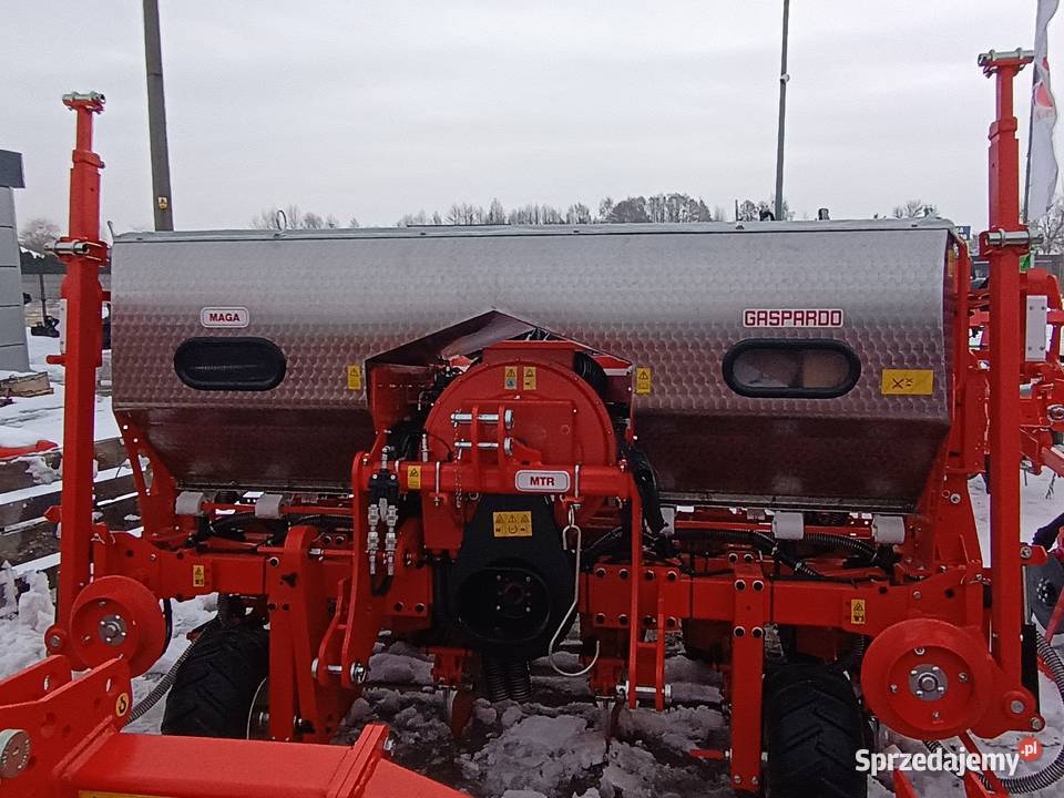 Siewnik do kukurydzy Gaspardo MAGA 6 MTR mazowieckie Radom