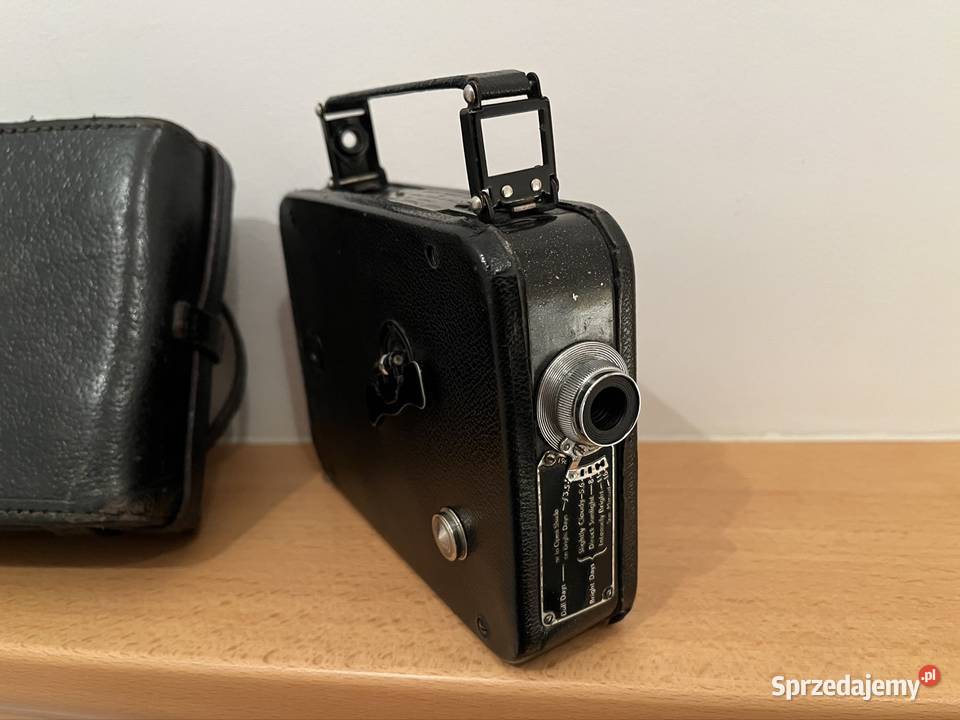 kamera Cine Kodak Eight Model 20 futerał ładny Banino