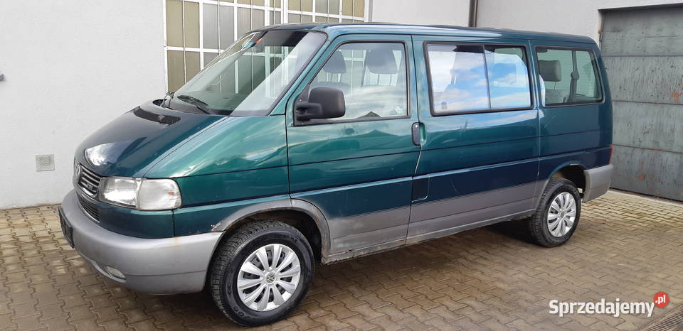 Volkswagen Multivan 1998 · 361 600 km · 2 461 cm3 · Diesel