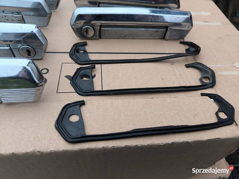 Fiat 125p FSO klamka zewnętrzne przednia lewa osobowe podkarpackie Stalowa Wola sprzedam