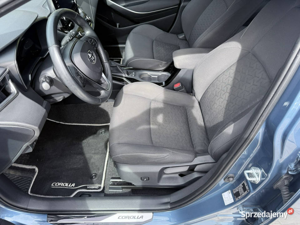 Toyota Corolla Hybryda niski przebieg oryginalny gniazdo USB Poznań
