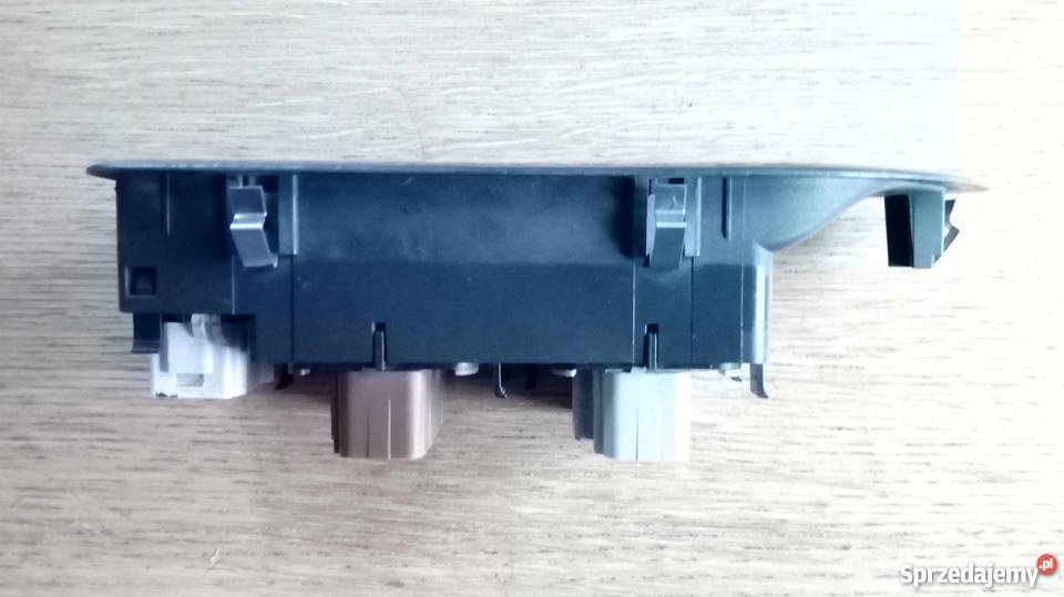 Panel sterowania szybami renault laguna Maruszyna