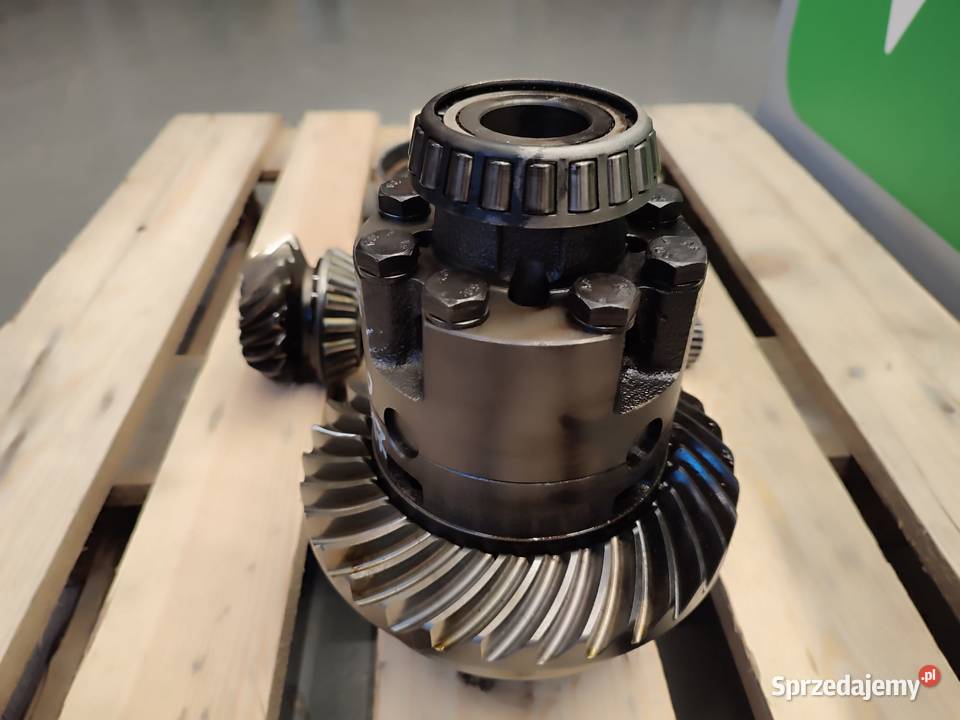Dyferencjał ZF F712301020010 F514300020440 Fendt Wilkowo