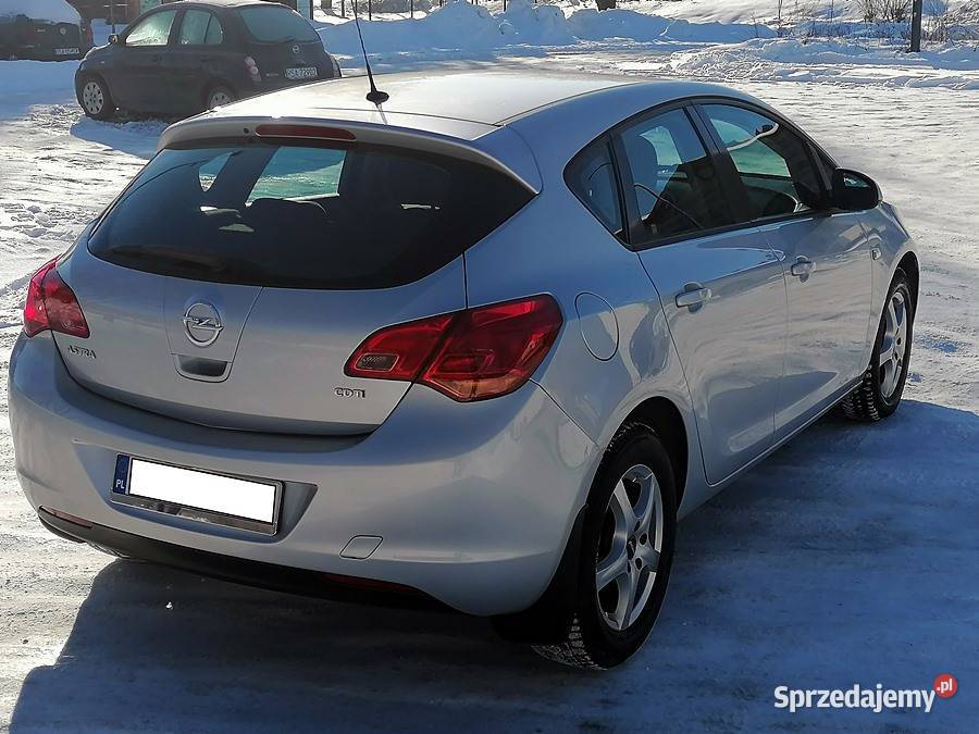 Opel Astra J 17 Isuzu Polski Salon