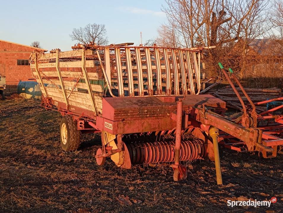 Przyczepa samozbierająca Kla Przyczepy rolnicze Olesno