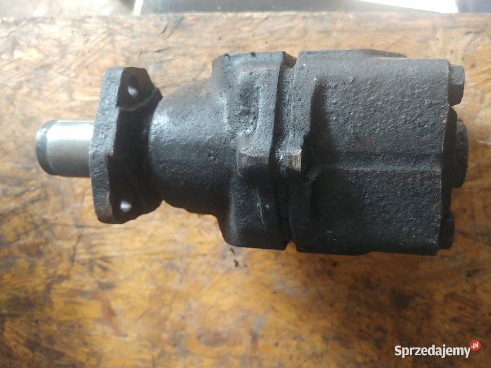 Pompa oleju silnika SW 400 leyland bizon Stoczek Łukowski