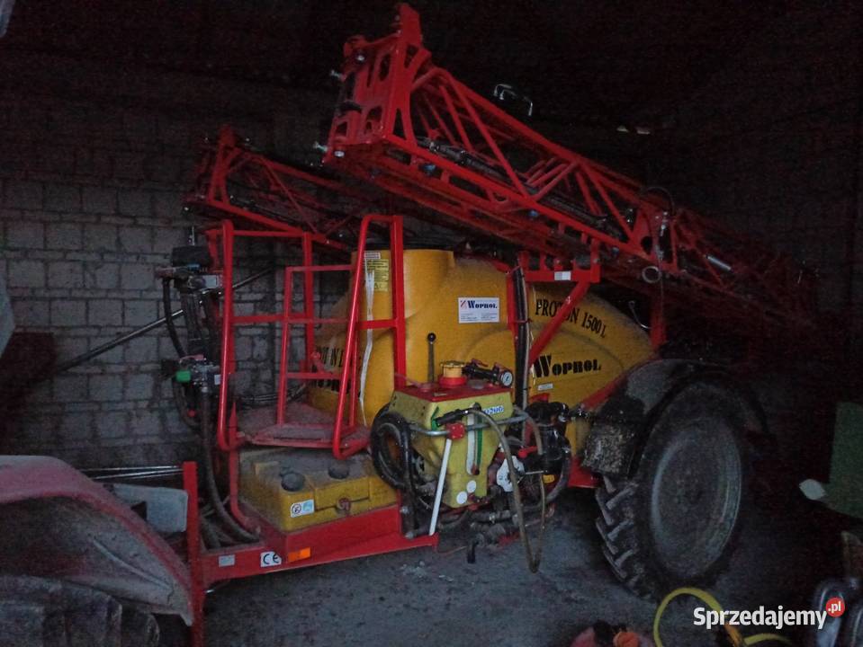 Opryskiwacz polowy PROTON 1500l Zaczepiane lubelskie sprzedam