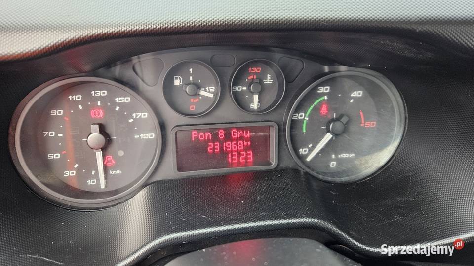 Wywrotka Iveco Daily 35S14 DMC 35t FV23 klima Sochaczew