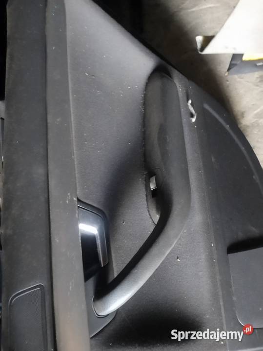 Boczki boczne audi a4 b6 Avant osobowe Szamocin