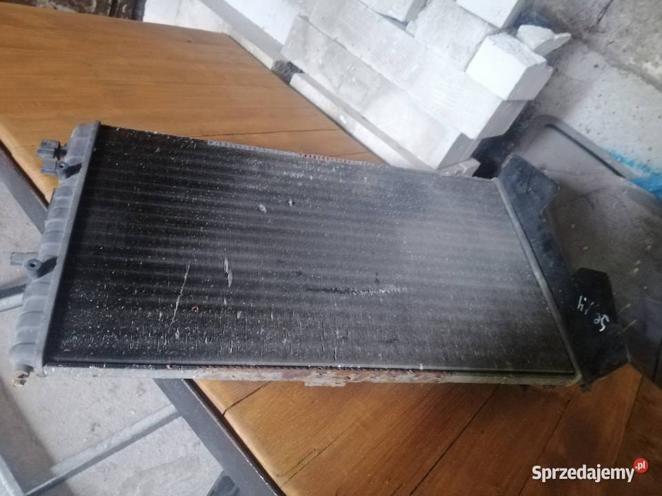 Chłodnica wody seat vw 14 8v 2001r Valeo Układ chłodzenia Serock sprzedam